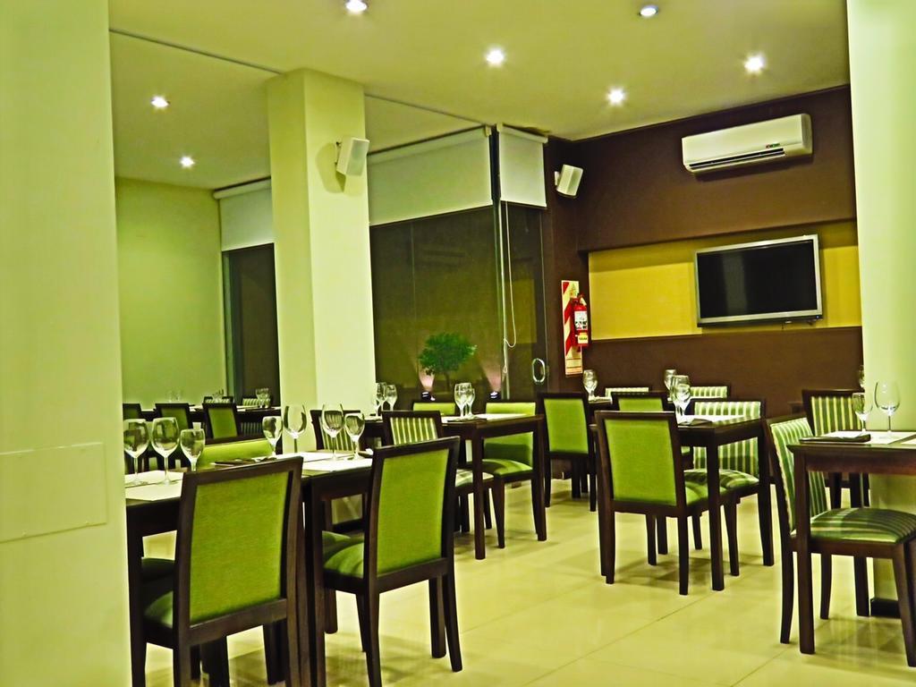 רקונקיסטה Grand Hotel מראה חיצוני תמונה